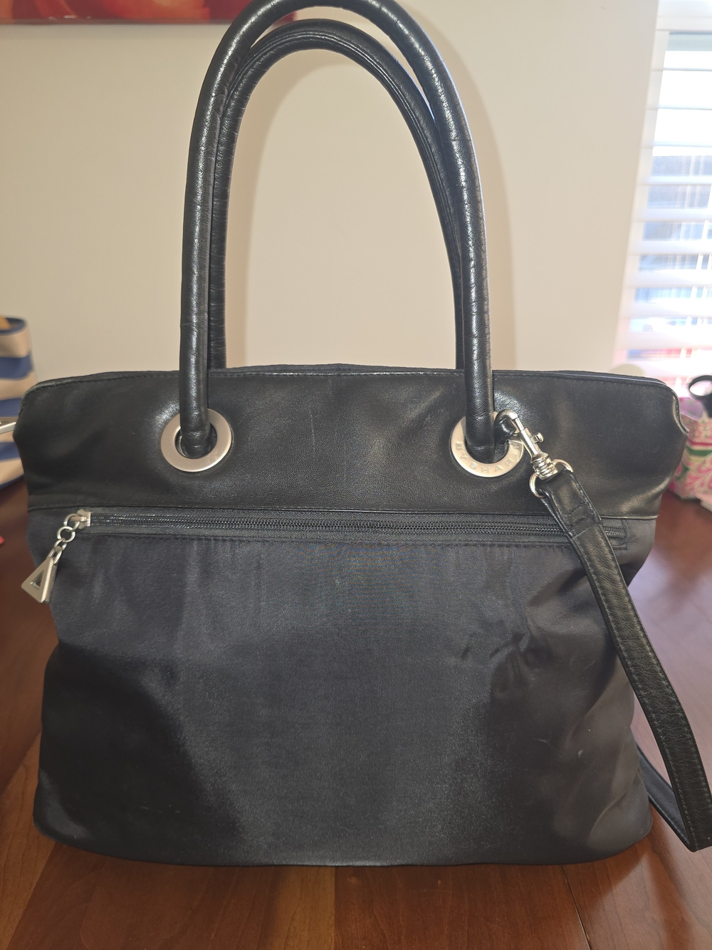 Americana by Sharif Black Women's Tote Bag with Top Handles and Shoulder Strap